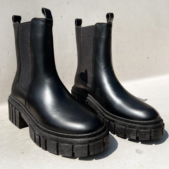 NEW Black Lug Sole Chunky Platform Elastic Ankle Block Heel Chelsea Boot Booties - Picture 4 of 12
